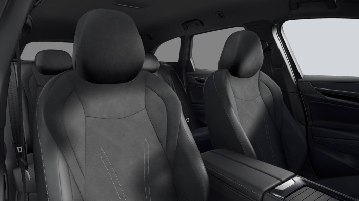 Volkswagen ID.7 Tourer Pro S People 86kWh / 210kW na operativní leasing