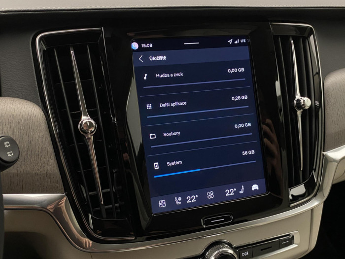 Volvo V90 T6 AWD Plug-in BRIGHT PLUS na operativní leasing