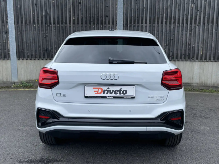 Audi Q2 S line 1.5 TFSI 110 kW Benzín Automatická převodovka na operativní leasing