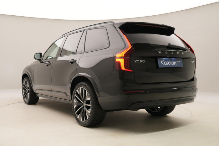 Volvo XC90 T8 AWD Plug-in DARK ULTRA na operativní leasing