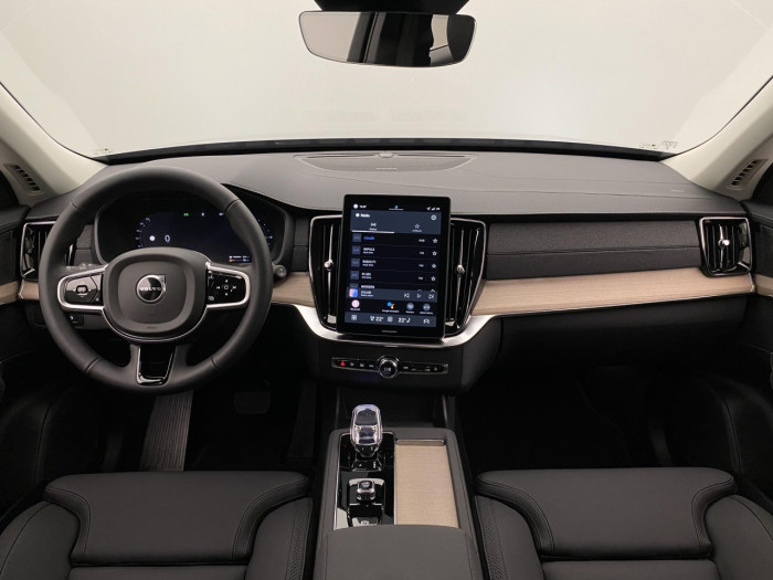 Volvo XC90 T8 AWD RECHARGE BRIGHT PLUS 7m na operativní leasing