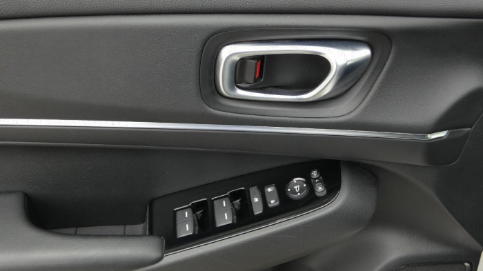 Škoda Karoq 1,0 TSI Ambition na operativní leasing