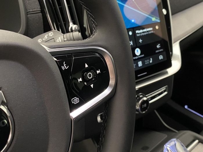 Volvo XC90 B5 AWD AUT BRIGHT PLUS 7míst na operativní leasing