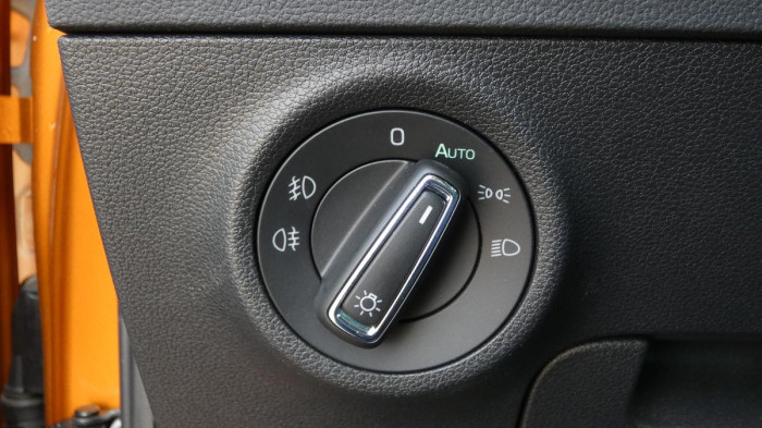 Škoda Karoq 1,5 TSI Style na operativní leasing