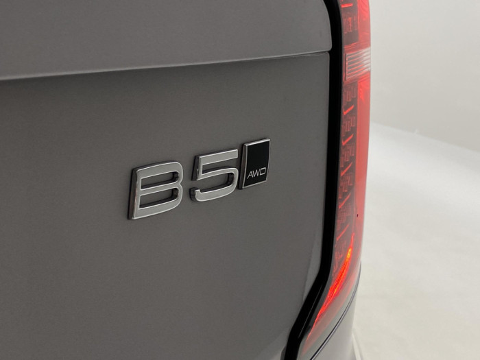 Volvo XC90 B5 AWD AUT BRIGHT PLUS na operativní leasing