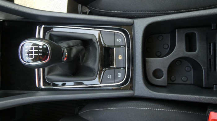 Škoda Karoq 1,5 TSI DSG Style na operativní leasing