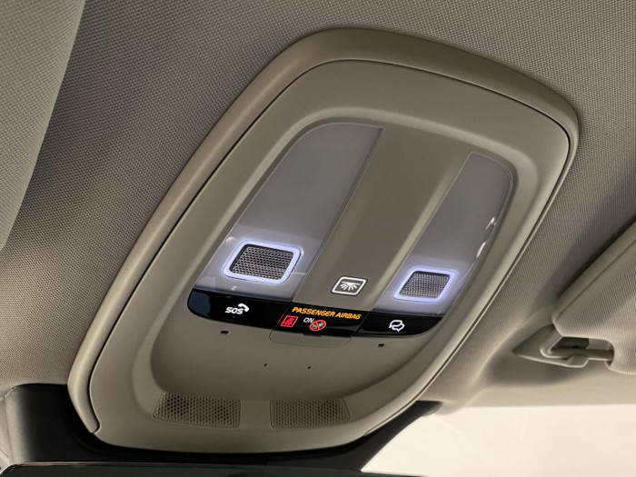 Volvo XC90 T8 AWD RECHARGE BRIGHT PLUS 7m na operativní leasing