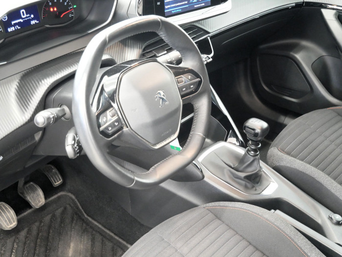 Peugeot 2008 1.2 PureTech 84 kW Active na operativní leasing