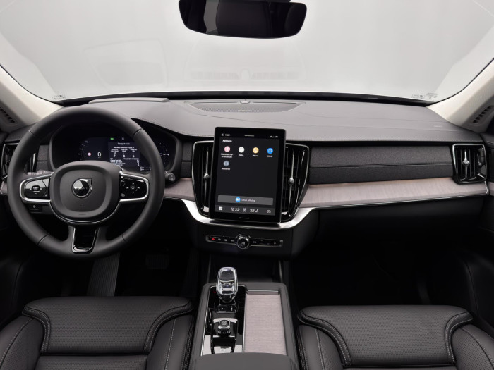 Volvo XC90 T8 AWD Plug-in BRIGHT PLUS 7m na operativní leasing