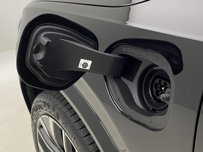 Volvo XC90 T8 AWD Plug-in DARK ULTRA na operativní leasing
