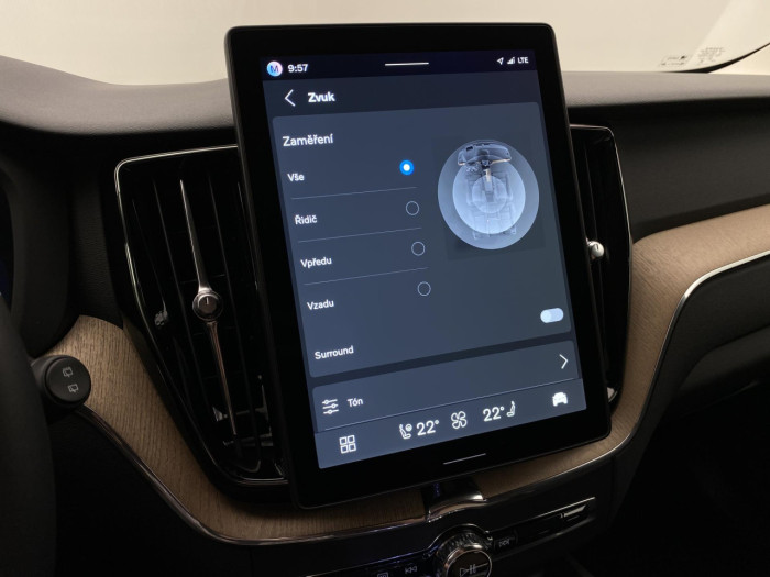Volvo XC60 B5 AWD AUT BRIGHT PLUS na operativní leasing