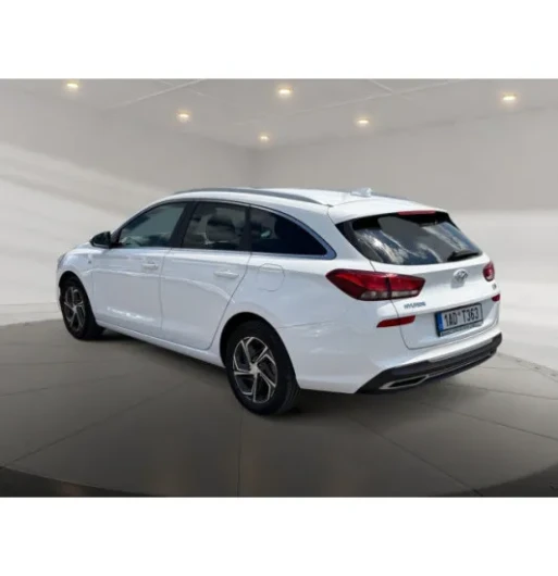 Hyundai i30 kom.1.5T-GDI Smart 5d na operativní leasing