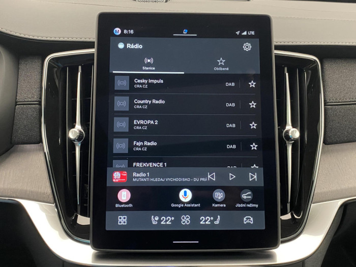 Volvo XC90 T8 AWD Plug-in DARK ULTRA na operativní leasing