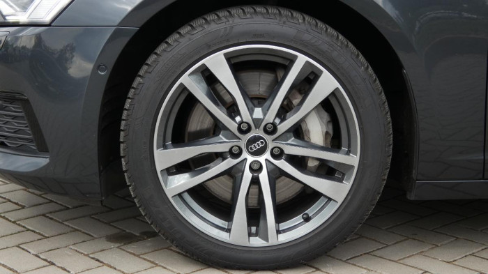 Audi A6 3.0 55 TFSI quattro na operativní leasing