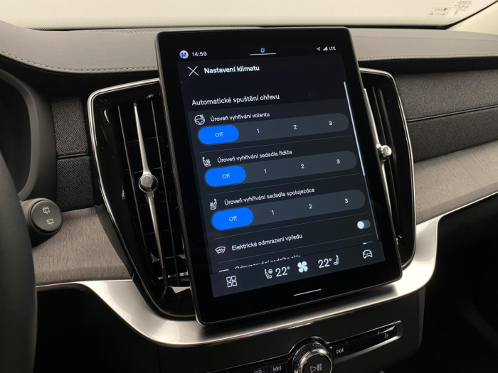 Volvo XC90 T8 AWD Plug-in BRIGHT PLUS 7m na operativní leasing