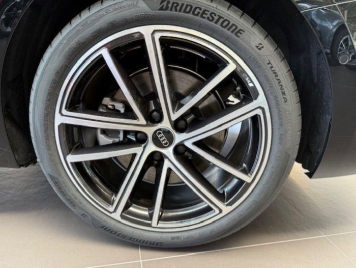 Audi A5 Limuzína TDI quattro Stronic na operativní leasing