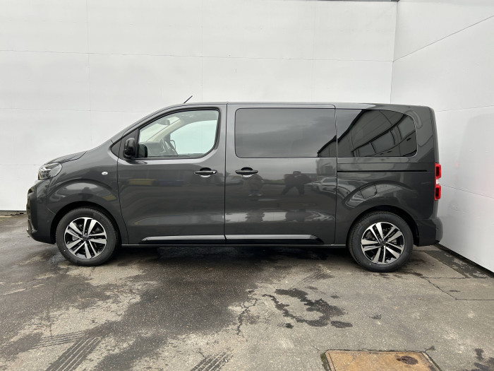 Peugeot Traveller ActiveStandard 2.0 BlueHDi S&S EAT8 / 130kW na operativní leasing