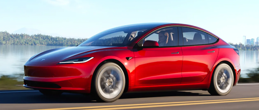 Tesla Model 3 na operativní leasing už od 13.402 Kč!