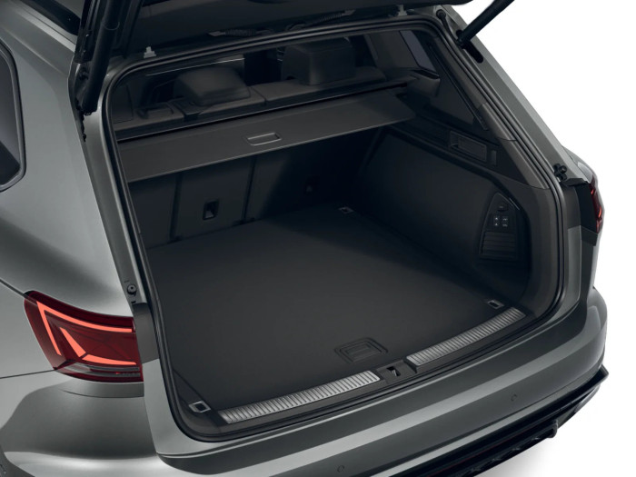 Volkswagen Touareg R-Line 3.0 TDi 170 kW Nafta 4x4 Automatická převodovka na operativní leasing