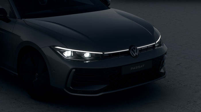 Volkswagen Passat R-Line 2,0 TDI 110 kW na operativní leasing
