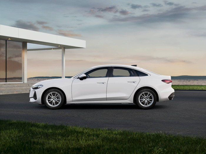 Audi A5 Limuzína e-hybrid quattro 220 kW na operativní leasing