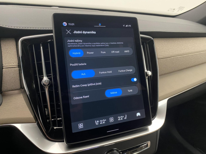 Volvo XC90 T8 AWD Plug-in BRIGHT PLUS 7m na operativní leasing