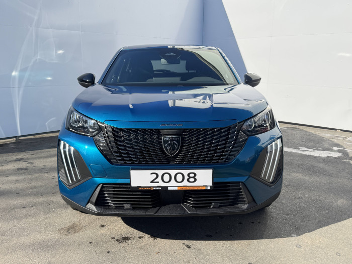 Peugeot 2008 BUSINESS Hybrid  1,2 110 e-DCS6 / 81kW na operativní leasing