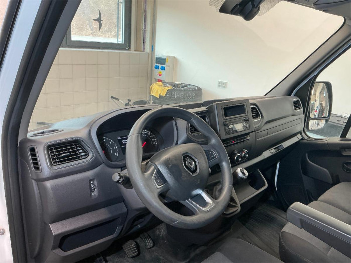 Renault Master 2,3 DCi L2H2P3 na operativní leasing