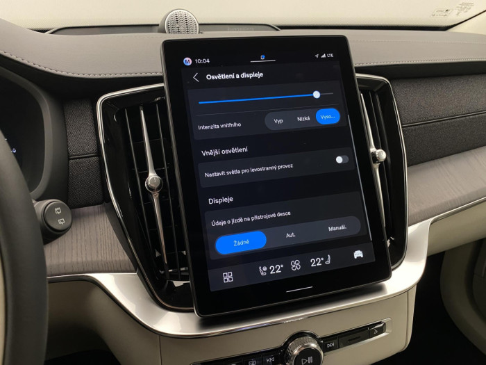 Volvo XC90 T8 AWD Plug-in BRIGHT PLUS 7m na operativní leasing