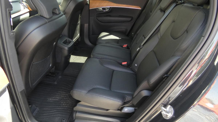 Volvo XC90 B5 AWD Drive-E mHEV aut. Inscr na operativní leasing
