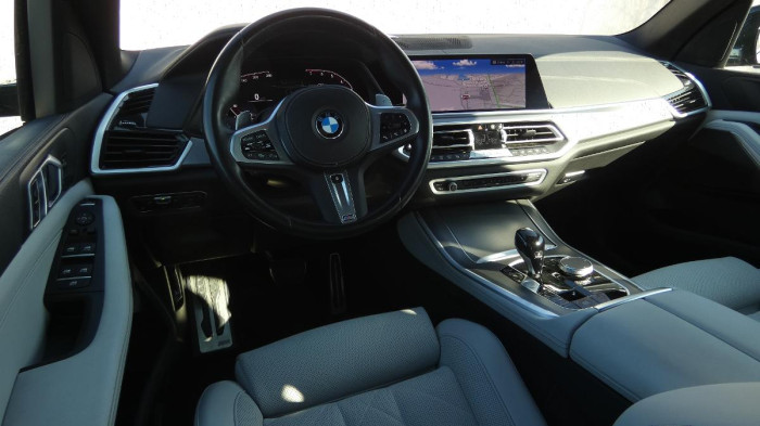 BMW X5 xDrive 40i M Sport na operativní leasing