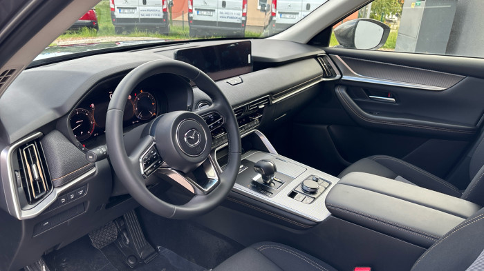 MAZDA CX-60 3.3 D254 EXCLUSIVE-LINE (všechny pakety) –KDYŽ VÝBAVA NENÍ OTÁZKA, ALE ODPOVĚĎ na operativní leasing