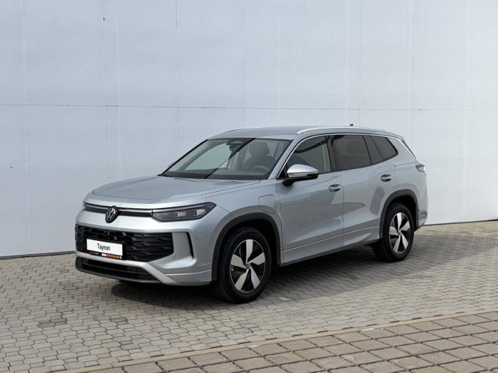 Volkswagen Tayron People PHEV 19,7kWh 1,5TSI / 110kW na operativní leasing