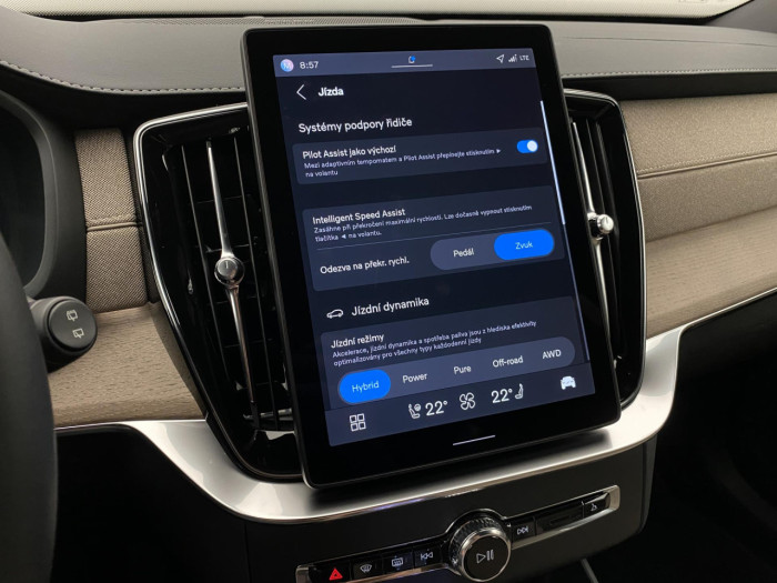 Volvo XC90 T8 AWD RECHARGE BRIGHT PLUS 7m na operativní leasing