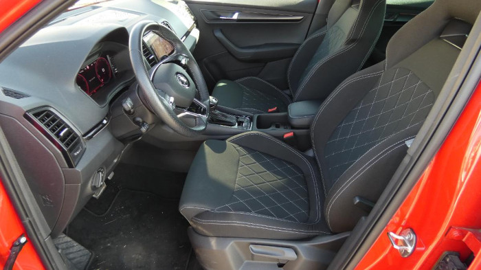 Škoda Karoq 1,5 TSI Sportline Exclusive DS na operativní leasing