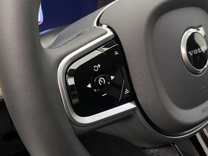 Volvo XC90 B5 AWD AUT BRIGHT PLUS 7míst na operativní leasing