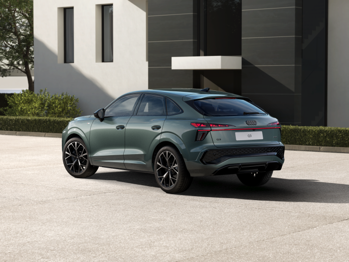 Audi Q3 Sportback TDI quattro 142 kW na operativní leasing
