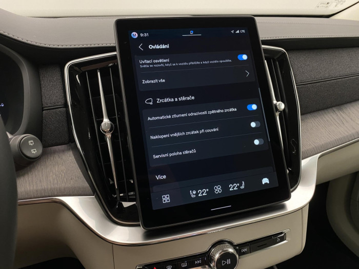 Volvo XC90 T8 AWD Plug-in BRIGHT PLUS 7m na operativní leasing