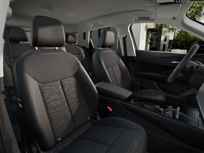 Audi Q3 1.5 TFSI 110 kW Benzín Automatická převodovka na operativní leasing