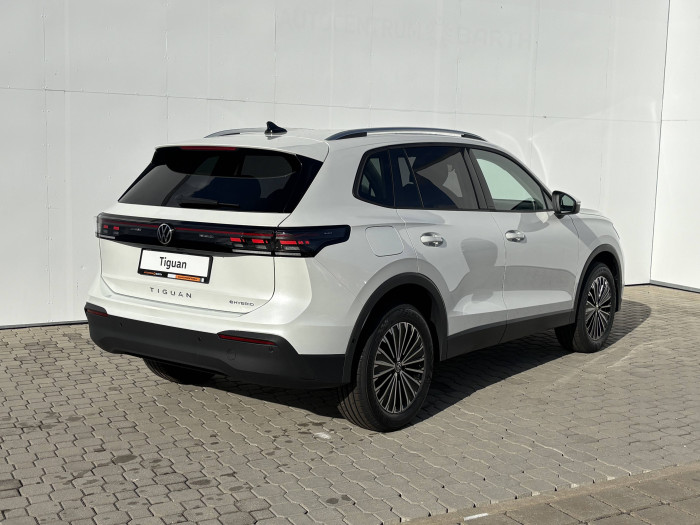 Volkswagen Tiguan People eHybrid 6DSG 1,5TSi / 110kW na operativní leasing