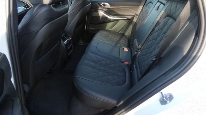 BMW X5 xDrive 40i M Sport na operativní leasing