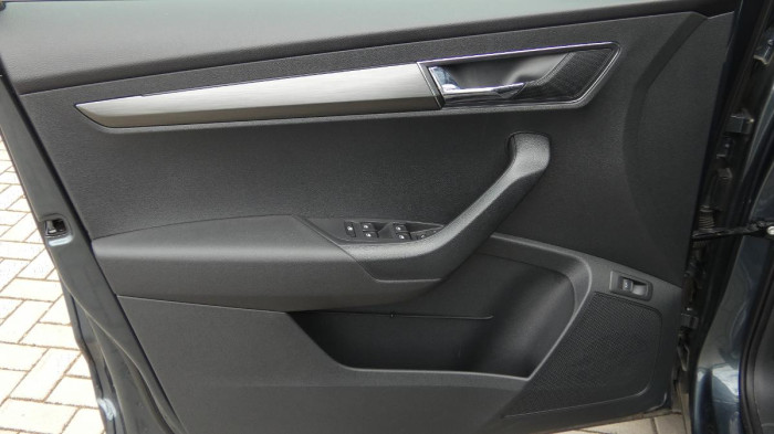 Škoda Karoq 2.0 TDI 110 kW Style 4x4 DSG na operativní leasing
