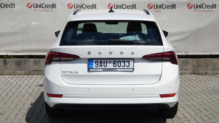 Škoda Octavia Combi 2,0 TDI Ambition na operativní leasing