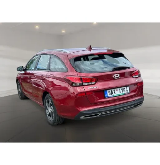Hyundai i30 kom.1.0TGDI Family Comf na operativní leasing