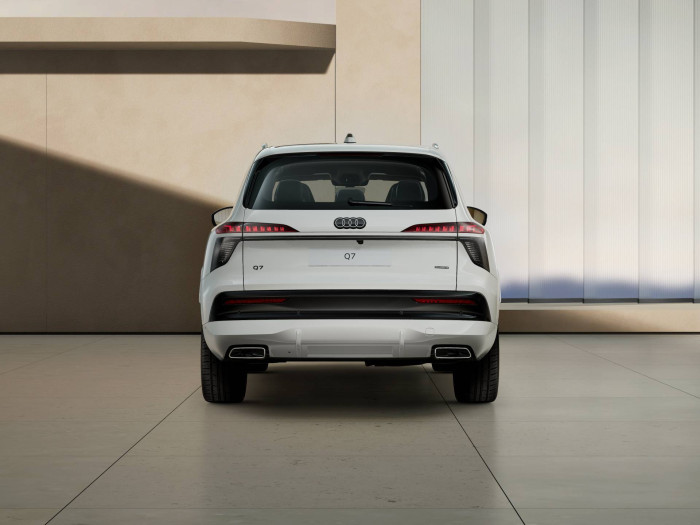 Audi Q7 quattro TDI 220 kW na operativní leasing