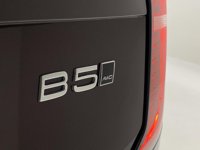 Volvo XC90 B5 AWD AUT BRIGHT PLUS 7míst na operativní leasing