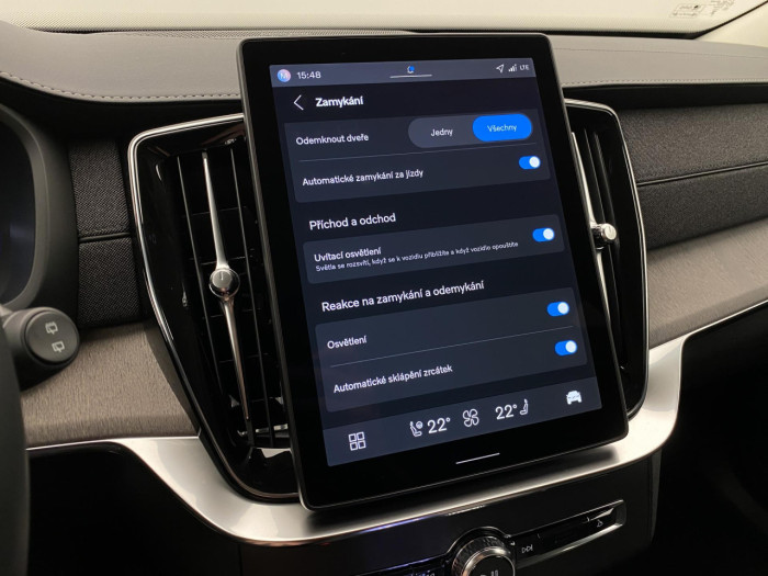 Volvo XC90 T8 AWD RECHARGE BRIGHT PLUS 7m na operativní leasing