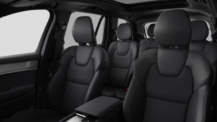 Volvo XC90 T8 AWD BLACK EDITION PLUS 7m na operativní leasing