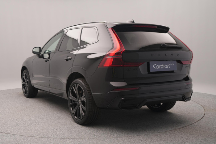 Volvo XC60 B5 AWD AUT PLUS BLACK EDITION na operativní leasing