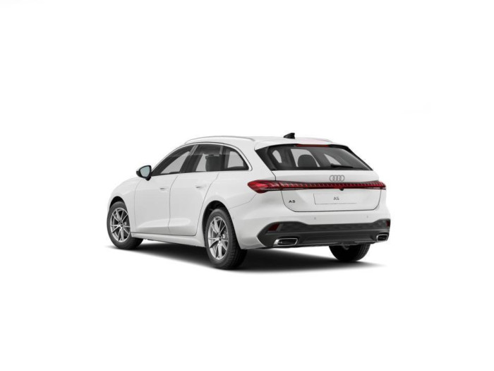 Audi A5 Avant e-hybrid quattro 220 kW na operativní leasing